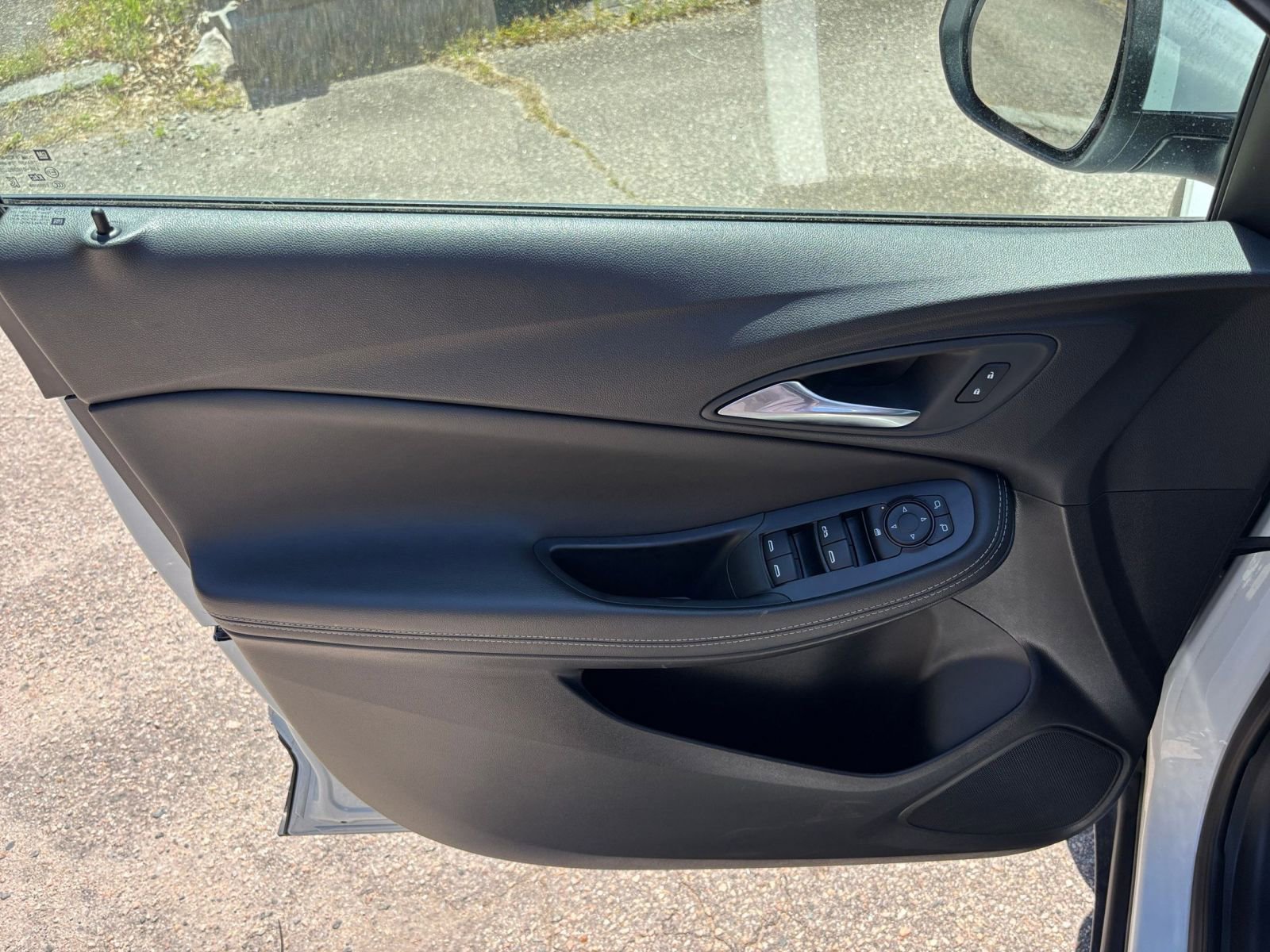 Thumbnail: 2025 Buick Encore GX - 18