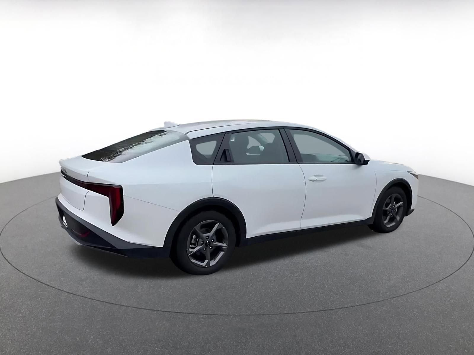 Thumbnail: 2025 Kia K4 - 15