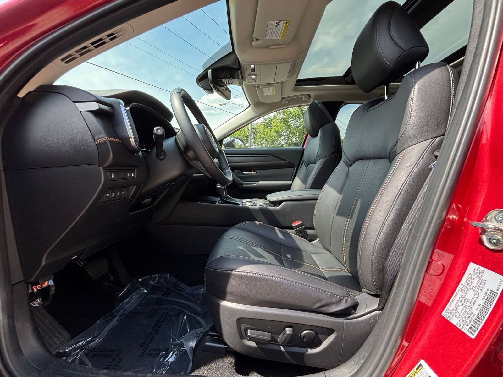 Thumbnail: 2025 Mazda CX-50 - 24