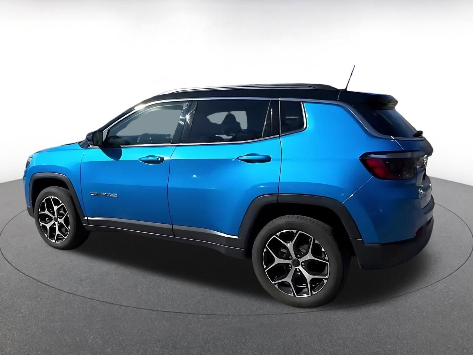 Thumbnail: 2025 Jeep Compass - 10