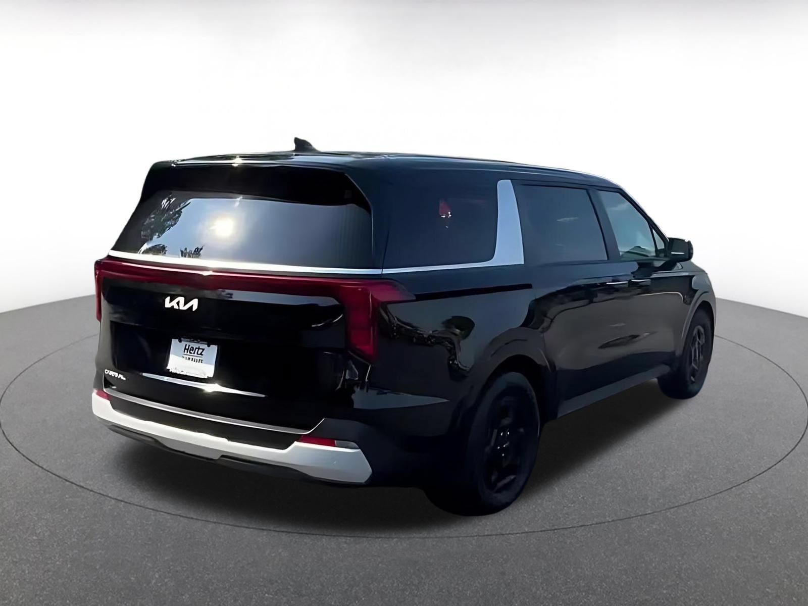 Thumbnail: 2026 Kia Carnival - 16