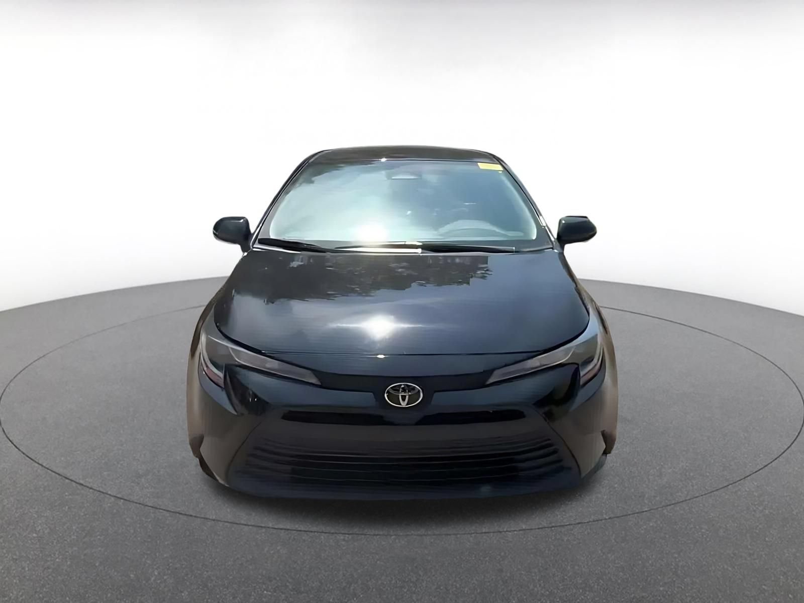 Thumbnail: 2025 Toyota Corolla - 4
