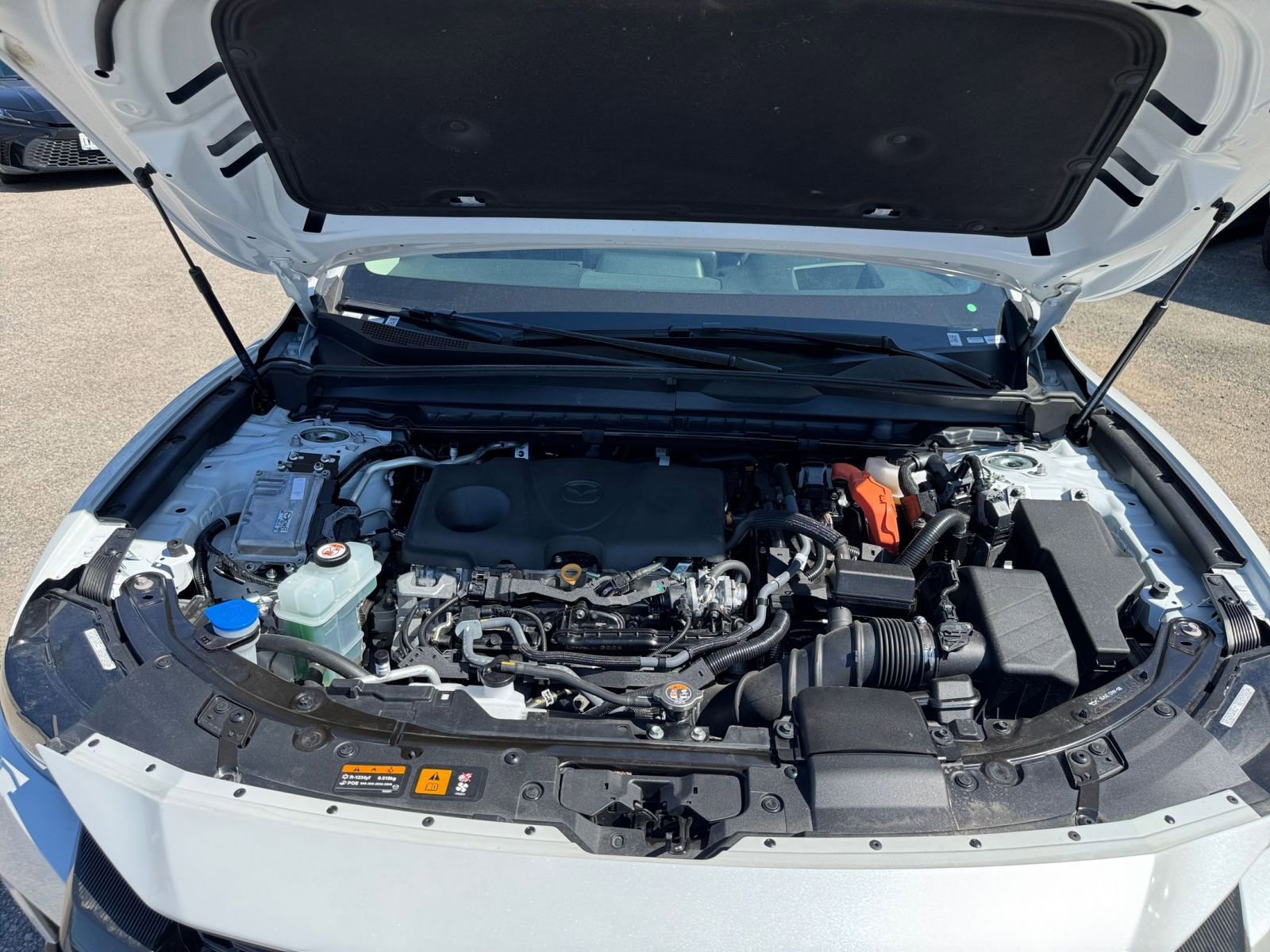 Thumbnail: 2025 Mazda CX-50 - 30