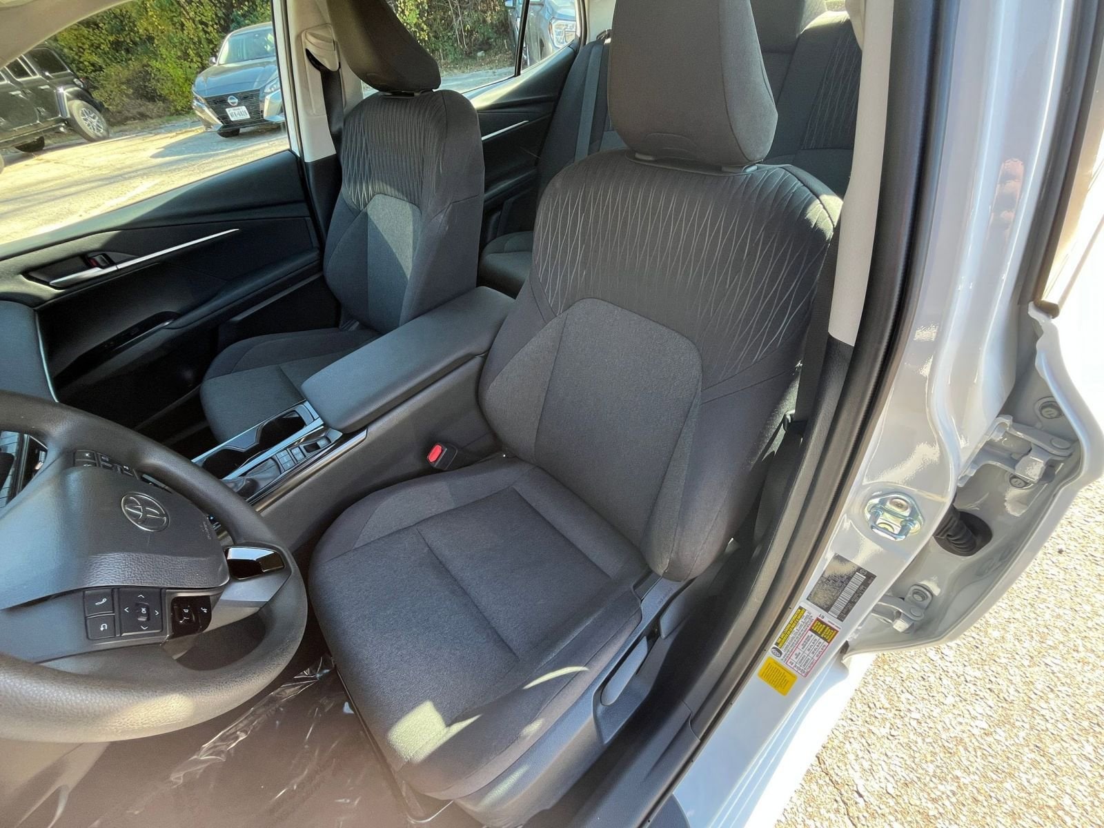 Thumbnail: 2025 Toyota Camry - 31