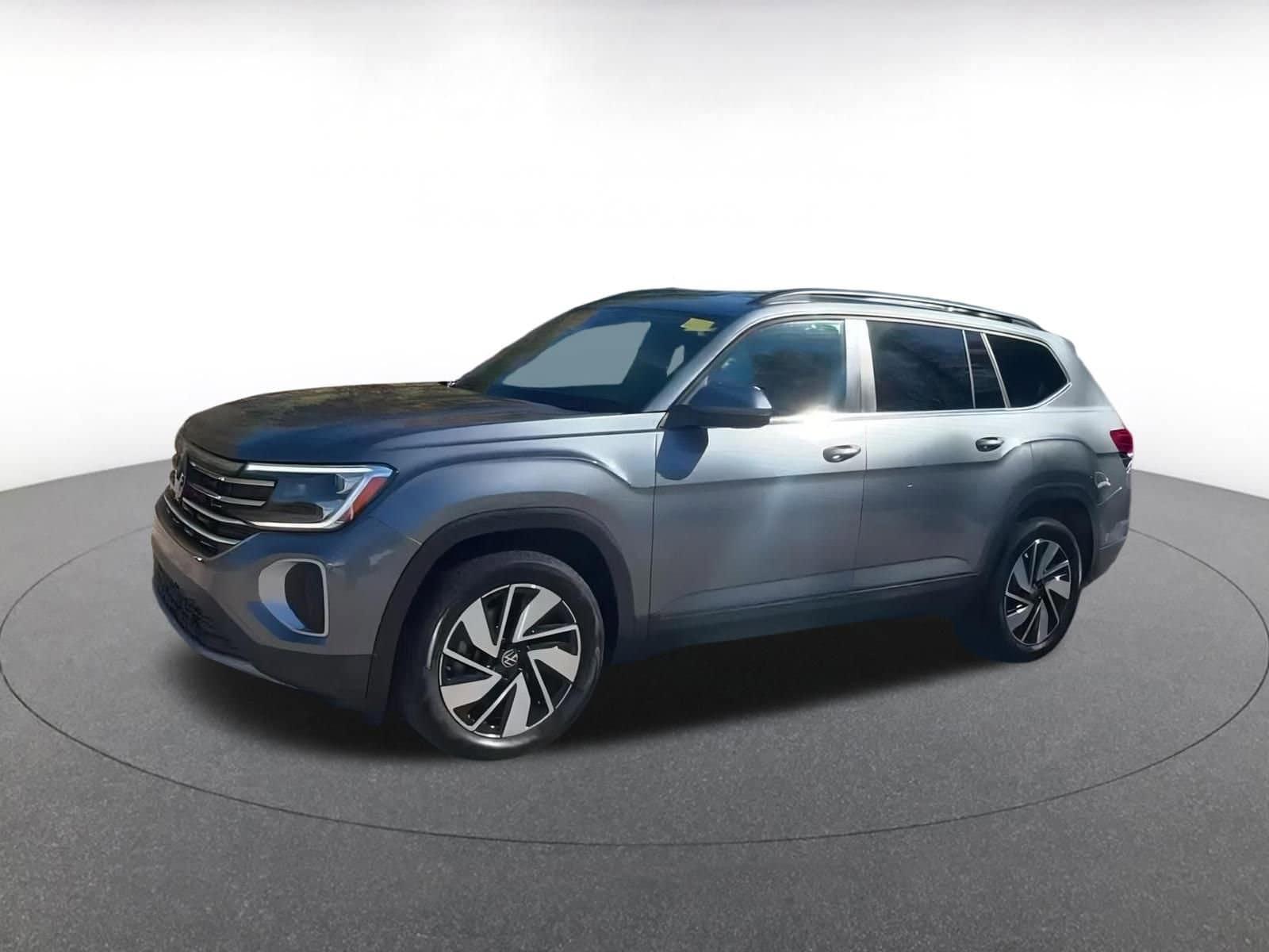 Thumbnail: 2025 Volkswagen Atlas - 15