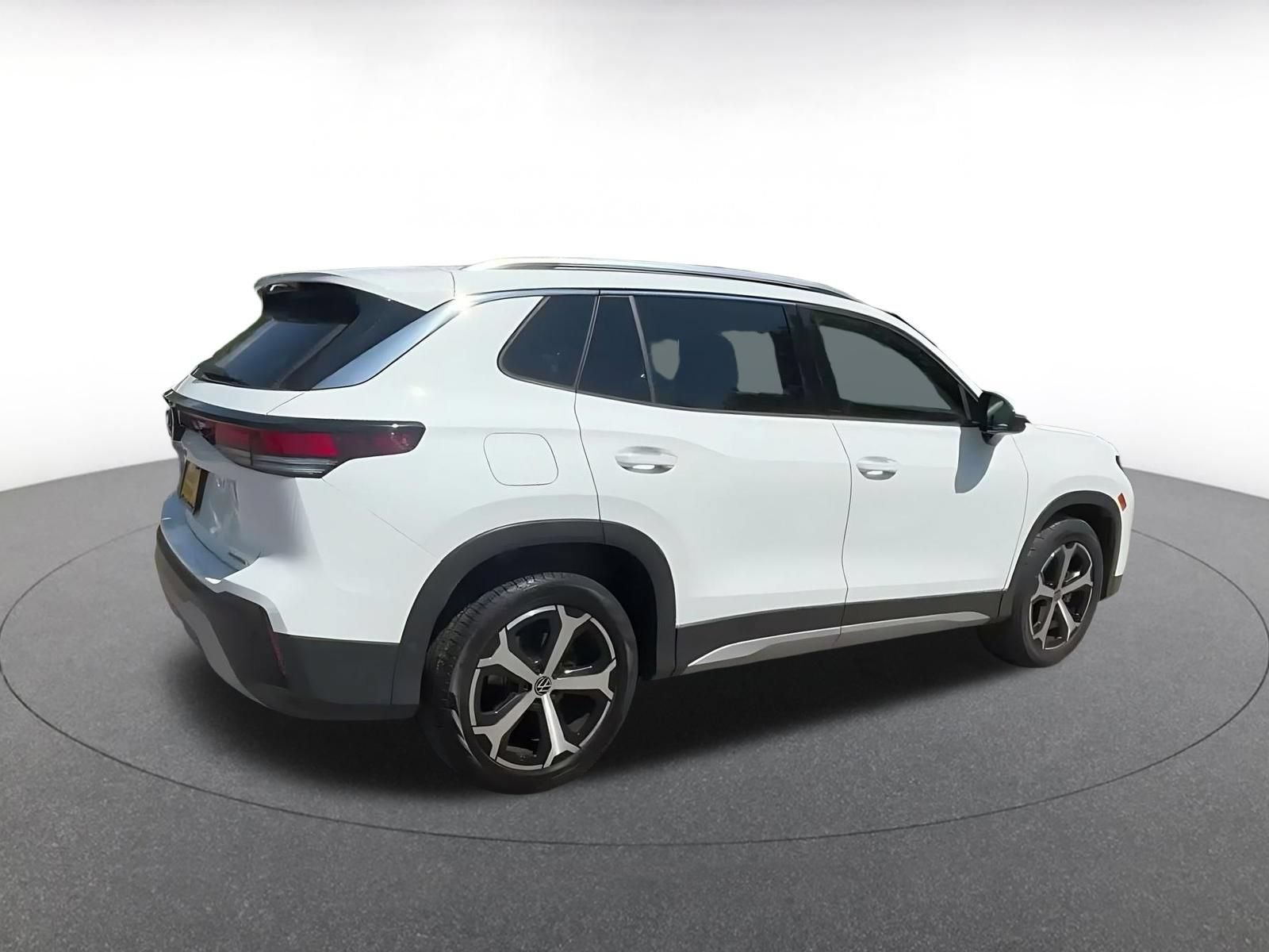 Thumbnail: 2026 Volkswagen Tiguan - 14