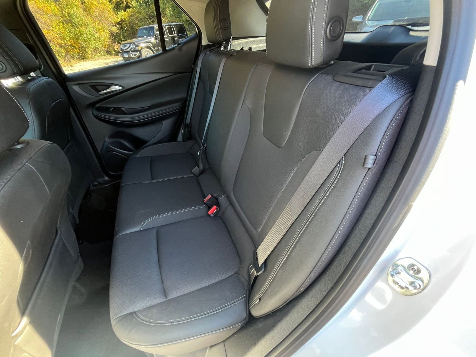 Thumbnail: 2025 Buick Encore GX - 32