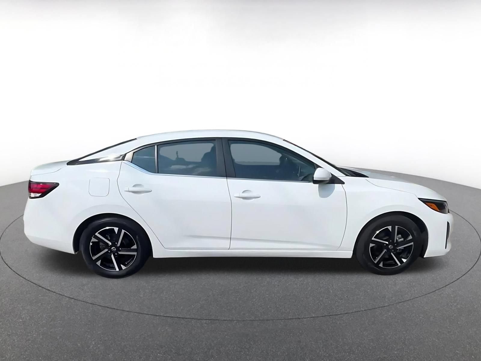 Thumbnail: 2025 Nissan Sentra - 15