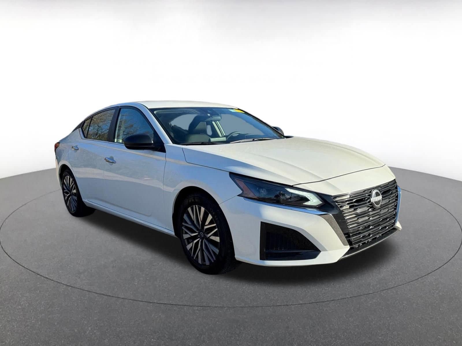 Thumbnail: 2025 Nissan Altima - 1