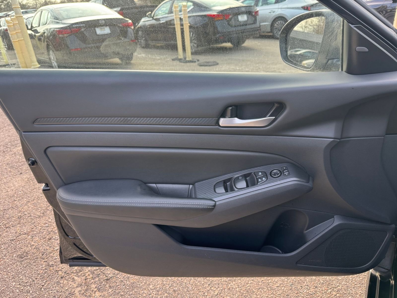 Thumbnail: 2025 Nissan Altima - 18