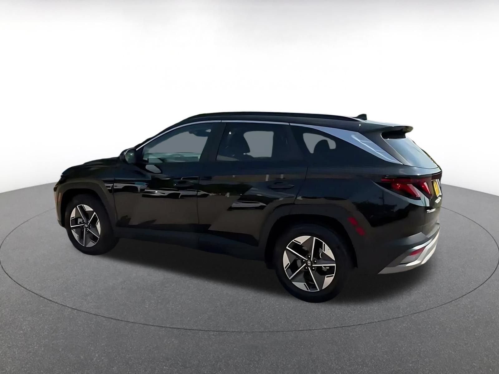 Thumbnail: 2026 Hyundai Tucson - 10