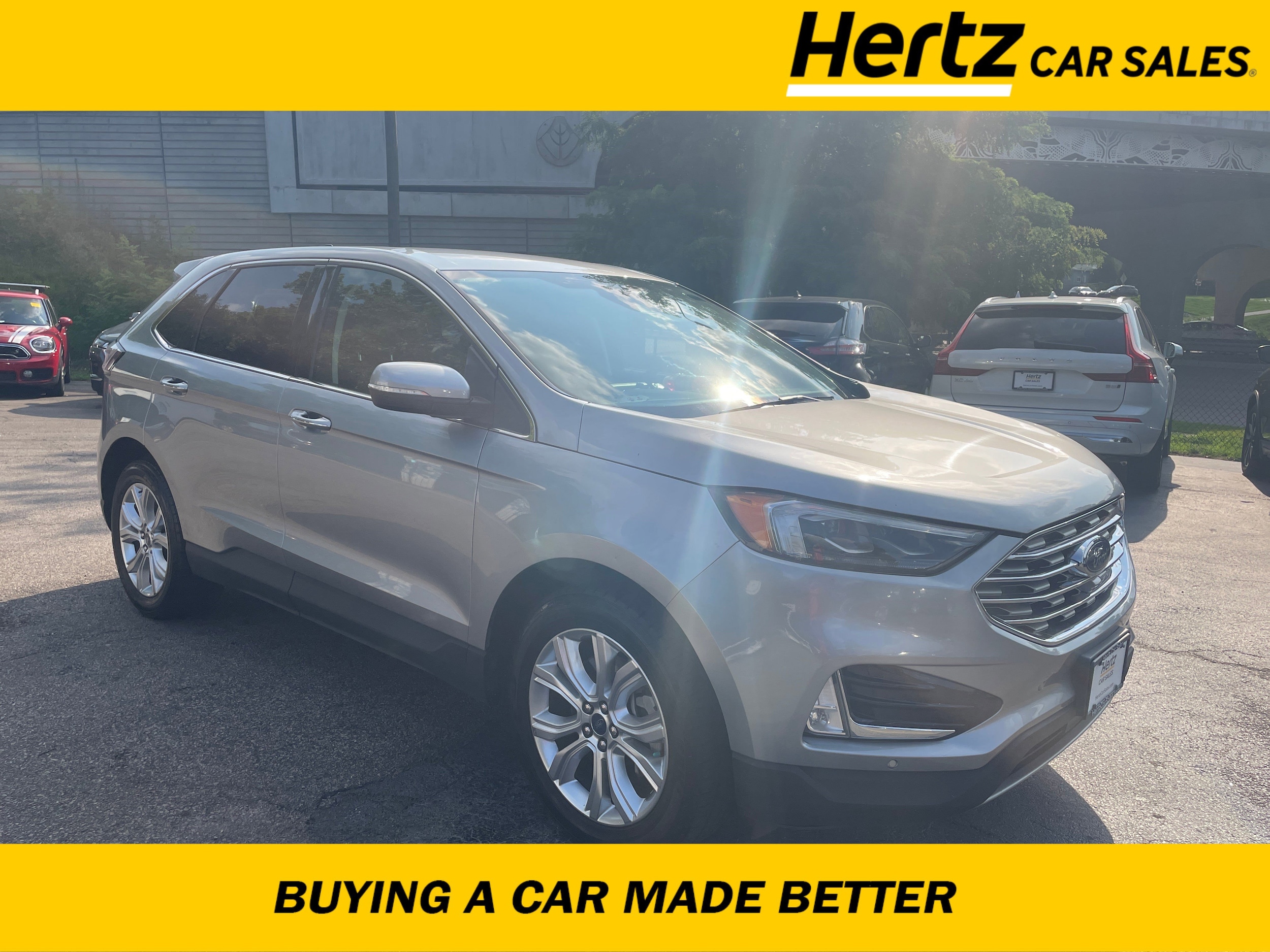 2022 Ford Edge Titanium Hero Image