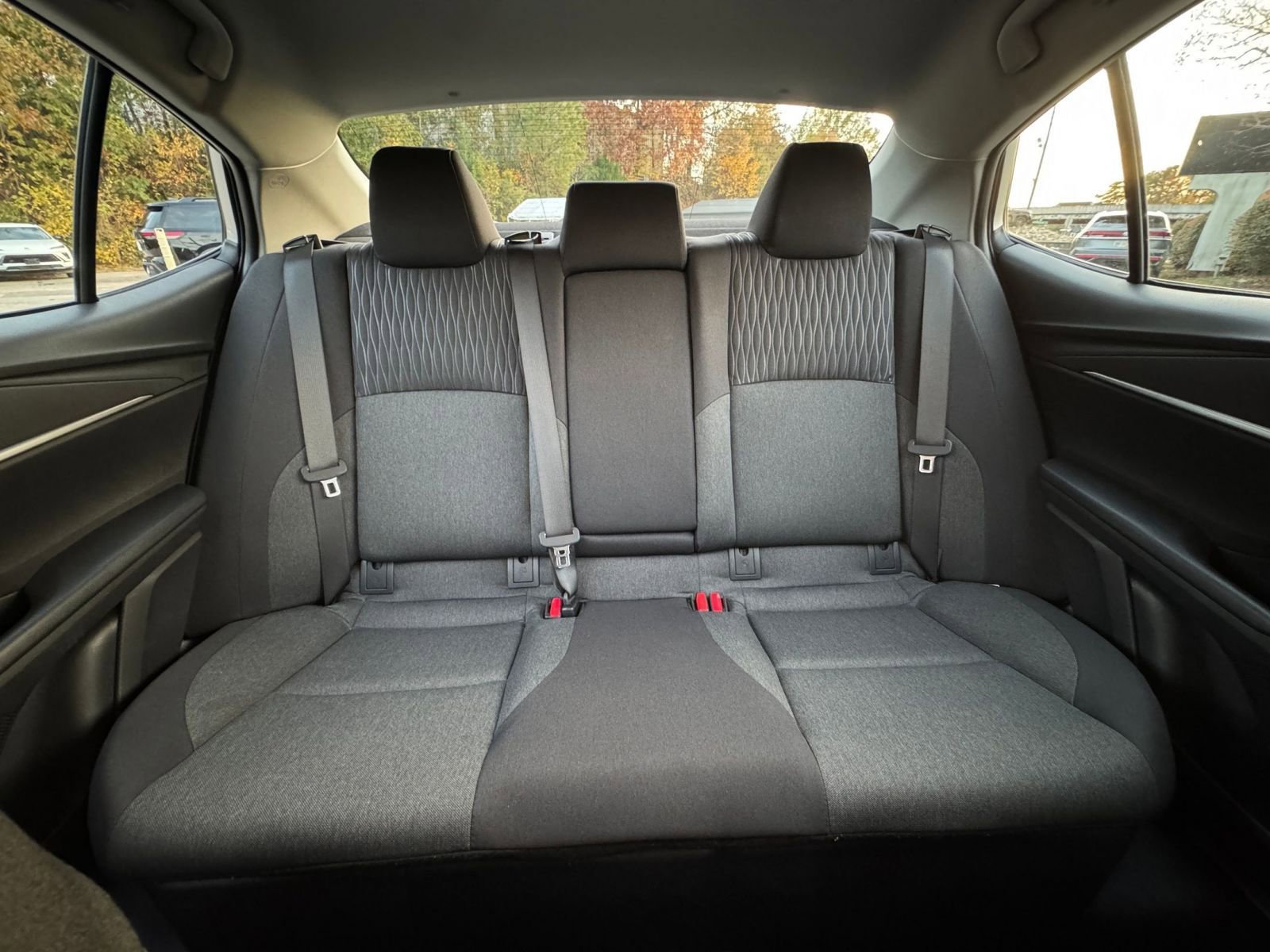 Thumbnail: 2025 Toyota Camry - 33