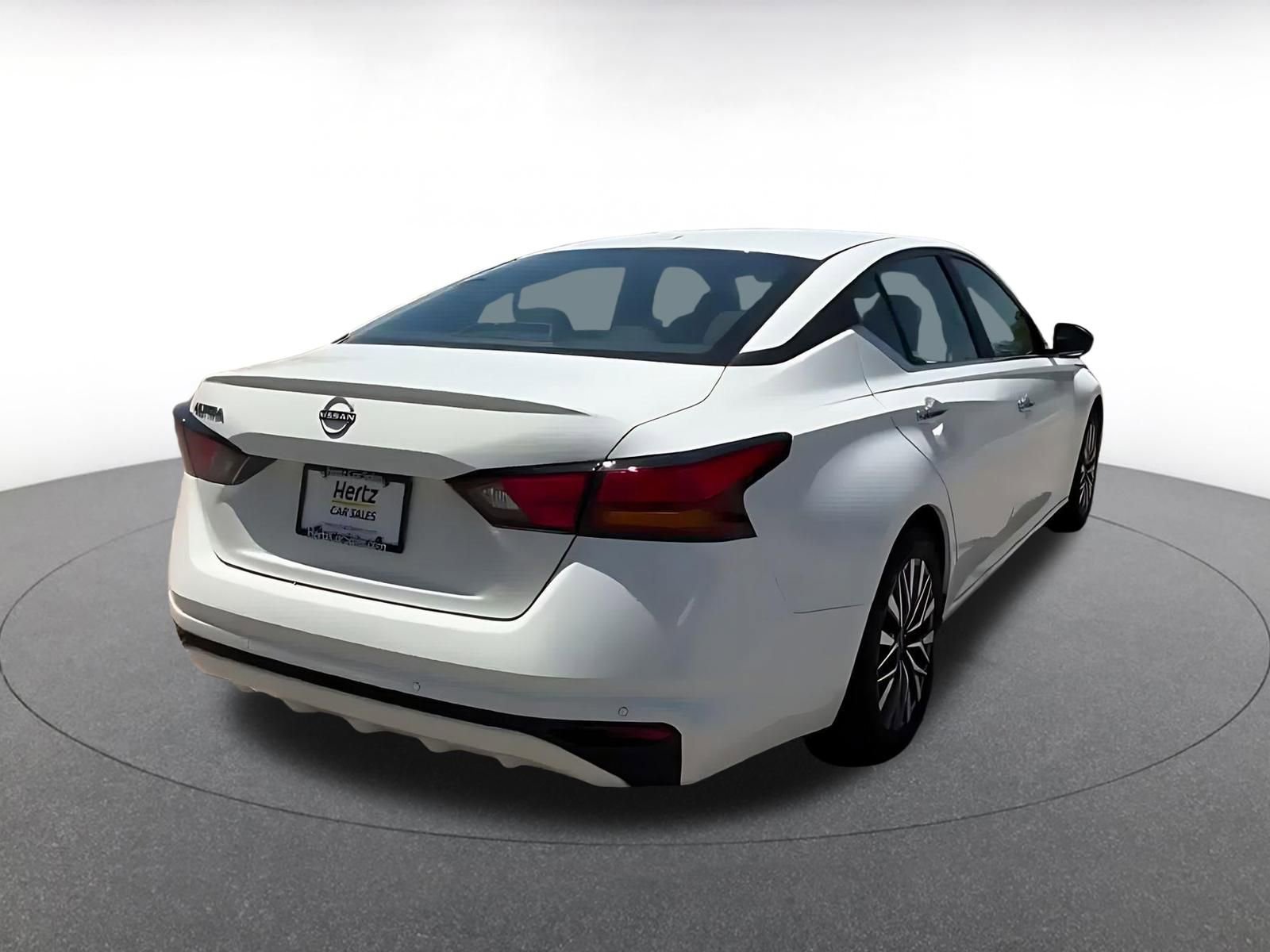 Thumbnail: 2025 Nissan Altima - 14