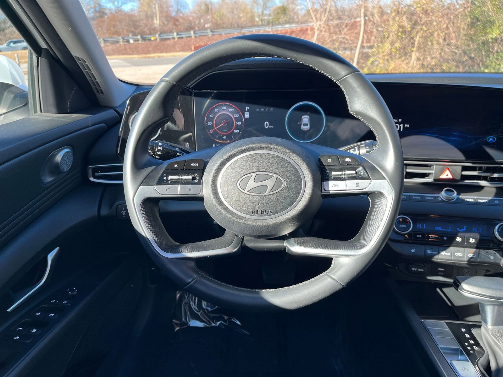 Thumbnail: 2025 Hyundai Elantra - 31