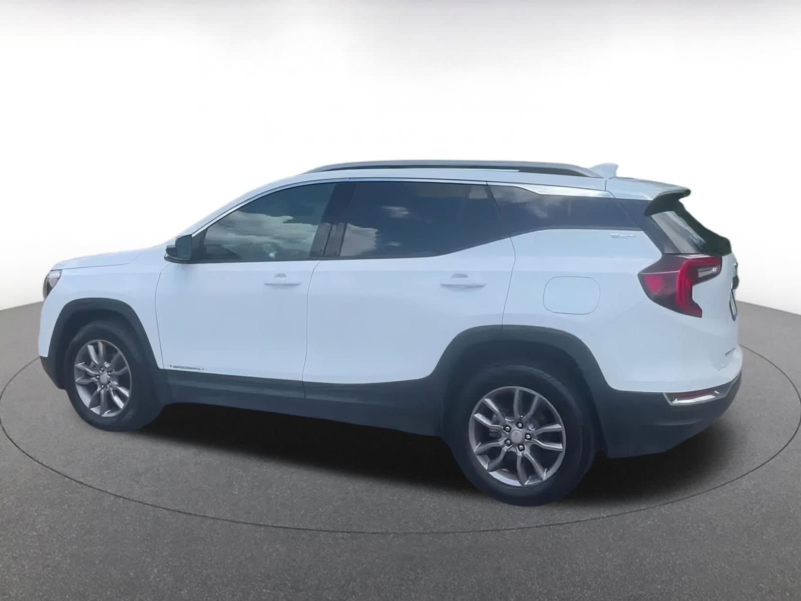 Thumbnail: 2024 GMC Terrain - 10