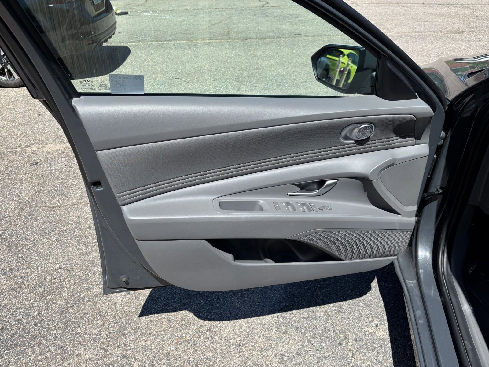 Thumbnail: 2025 Hyundai Elantra - 18