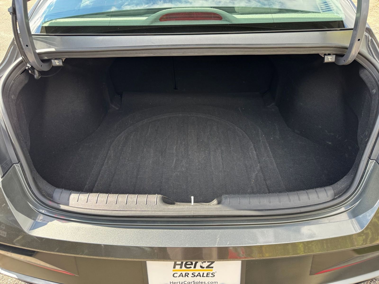 Thumbnail: 2025 Hyundai Elantra - 25