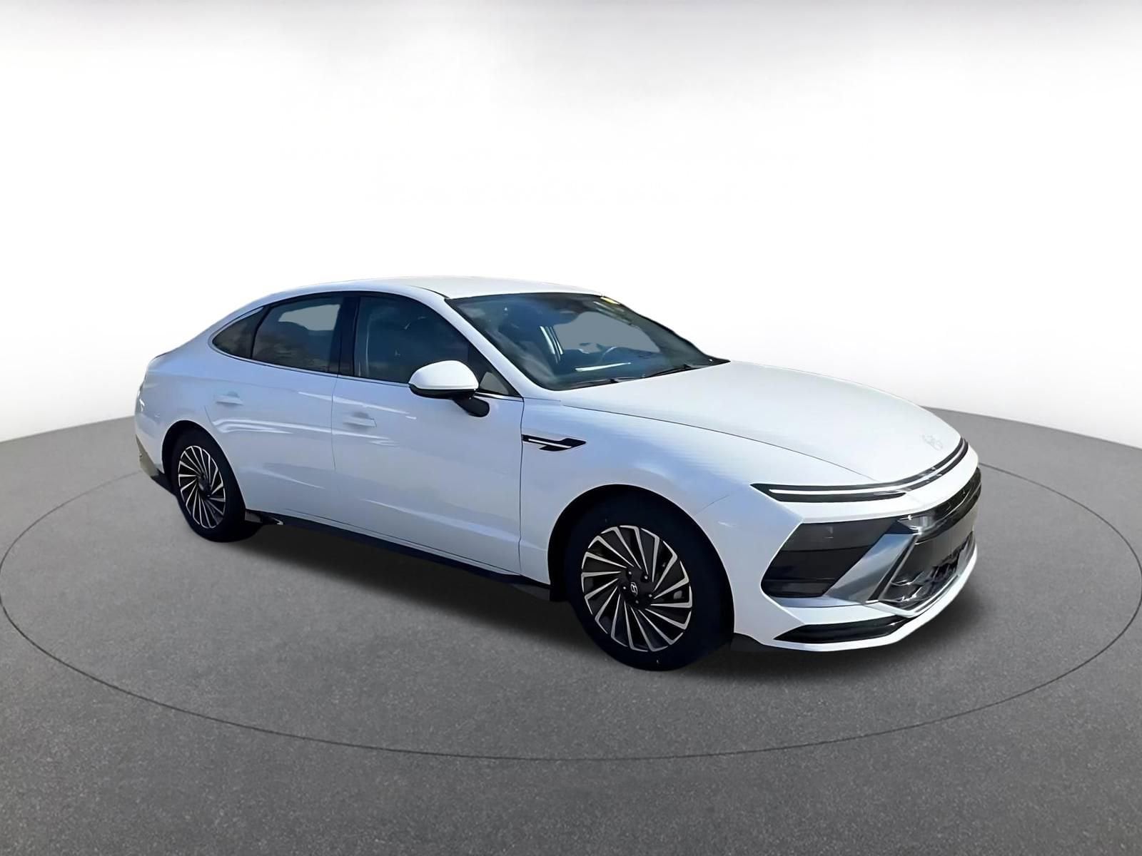 Thumbnail: 2025 Hyundai Sonata - 2
