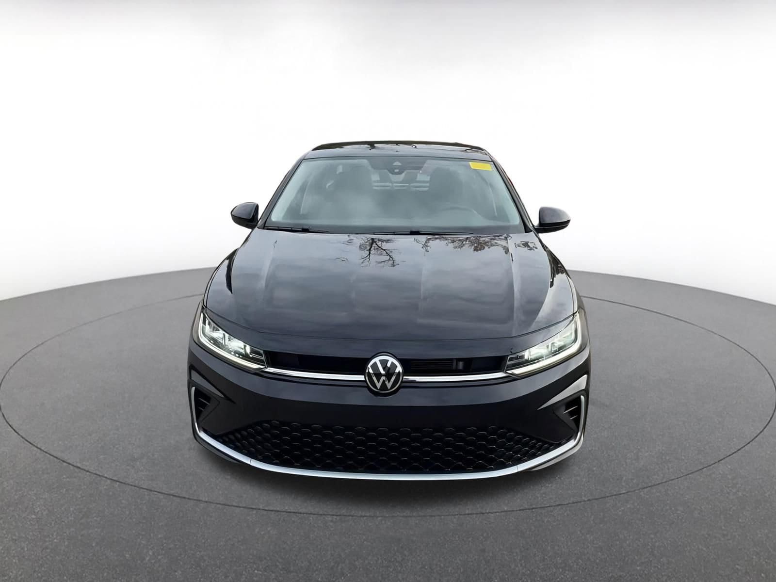 Thumbnail: 2025 Volkswagen Jetta - 4