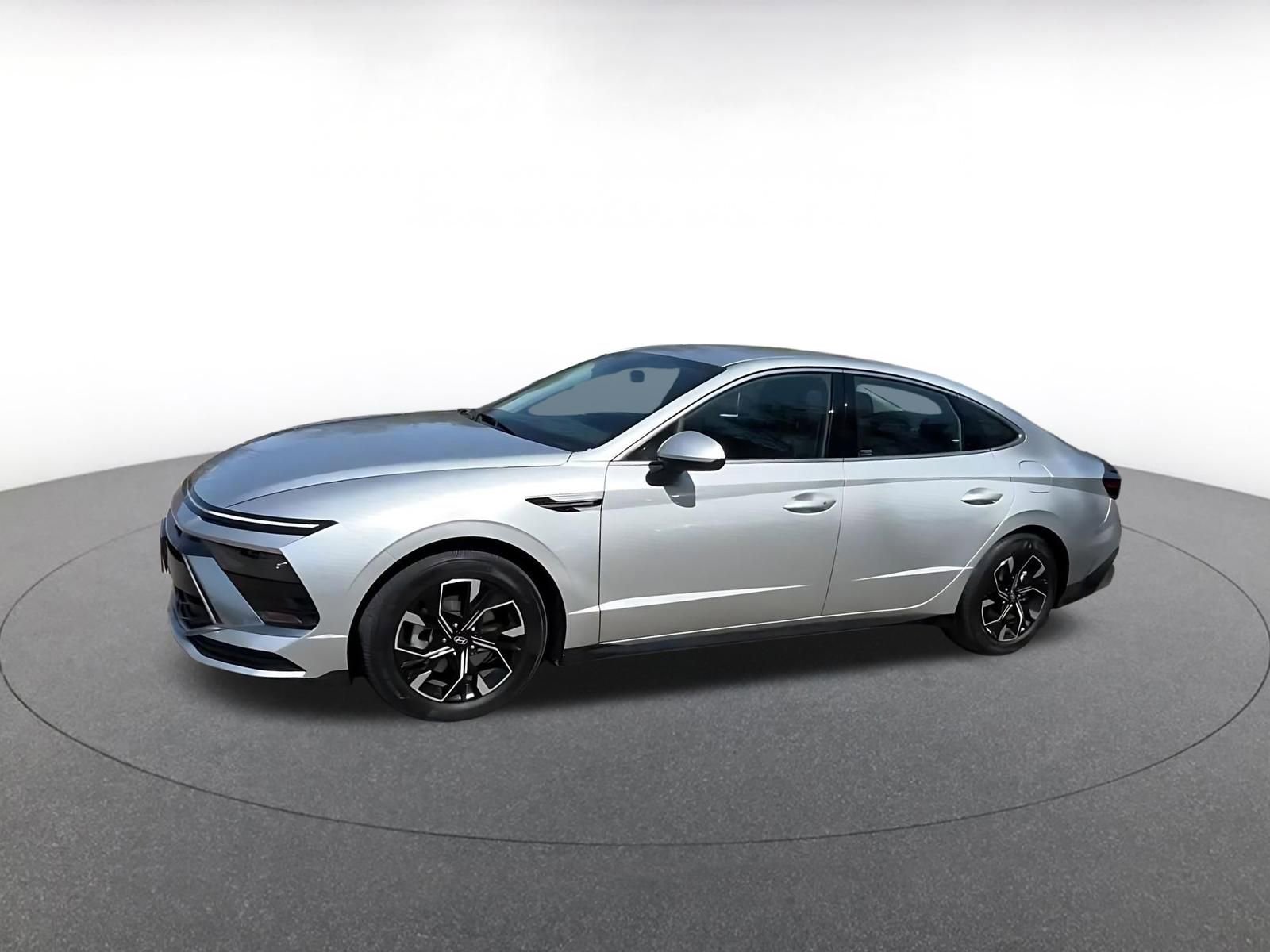 Thumbnail: 2025 Hyundai Sonata - 9