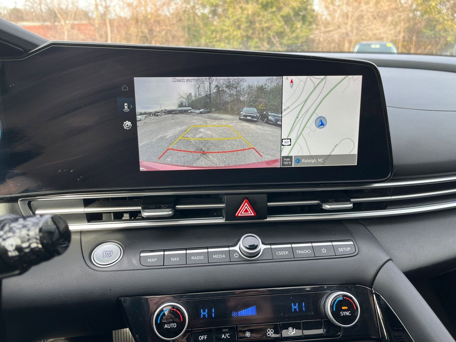 Thumbnail: 2025 Hyundai Elantra - 17