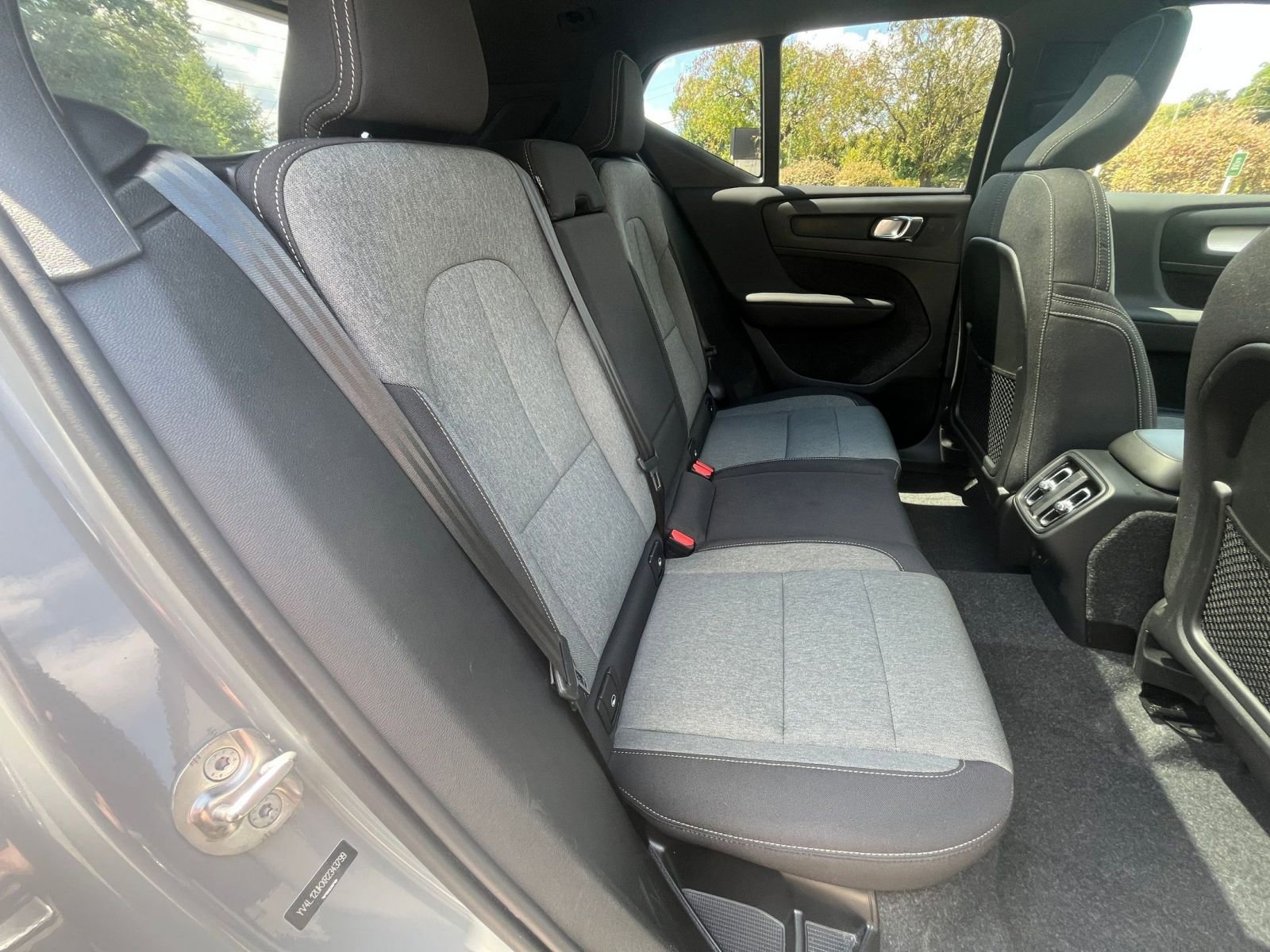 Thumbnail: 2024 Volvo XC40 - 34