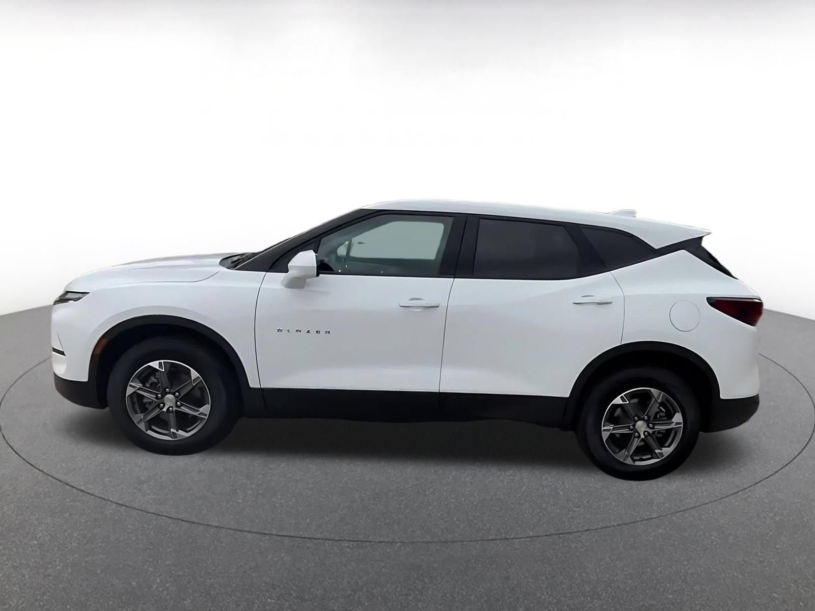 Thumbnail: 2026 Chevrolet Blazer - 8