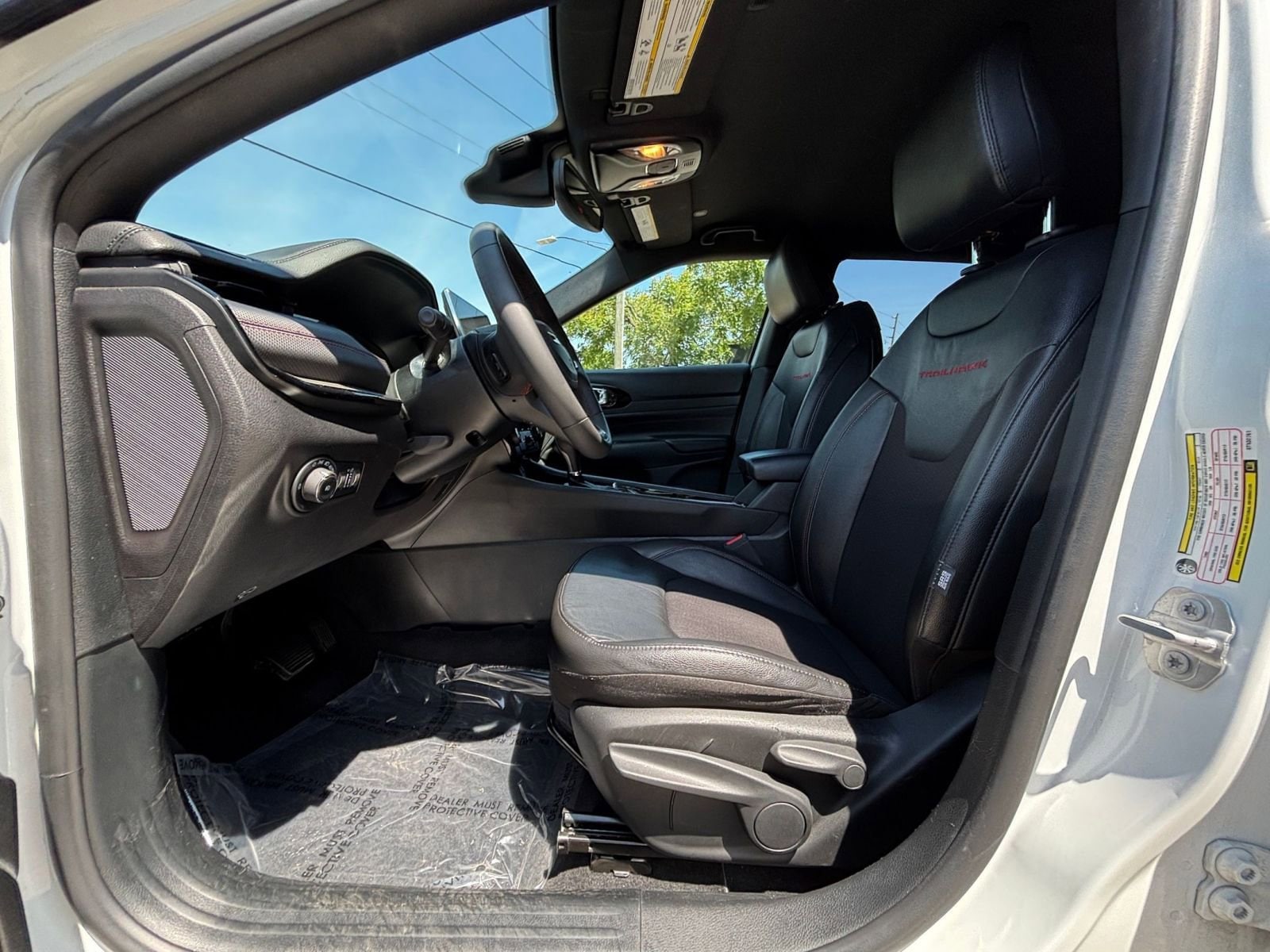 Thumbnail: 2025 Jeep Compass - 23