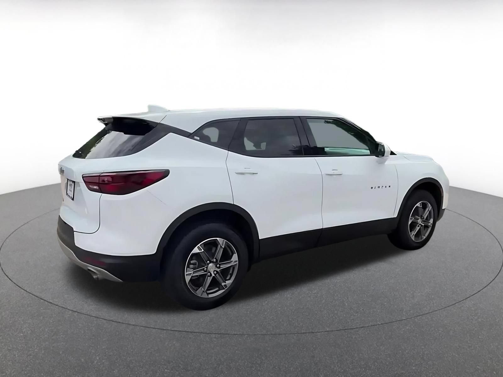 Thumbnail: 2026 Chevrolet Blazer - 14