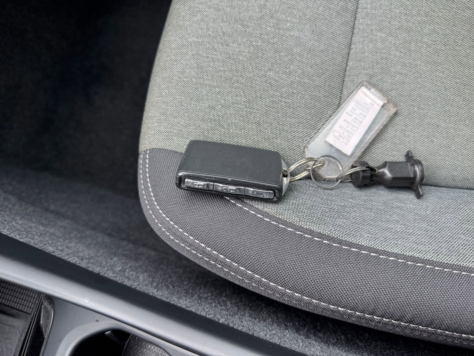 Thumbnail: 2024 Volvo XC40 - 20