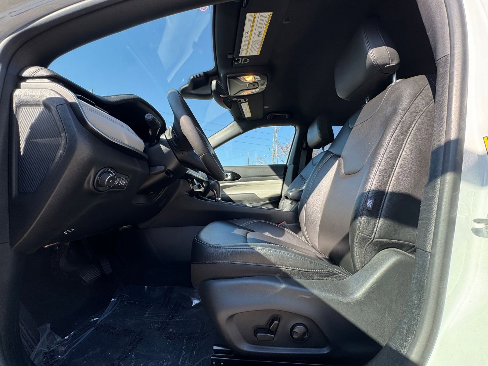 Thumbnail: 2025 Jeep Compass - 23