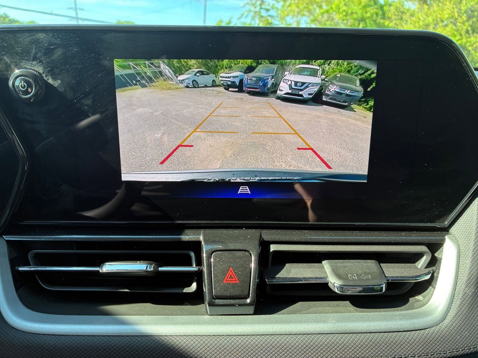 Thumbnail: 2025 Chevrolet TrailBlazer - 21