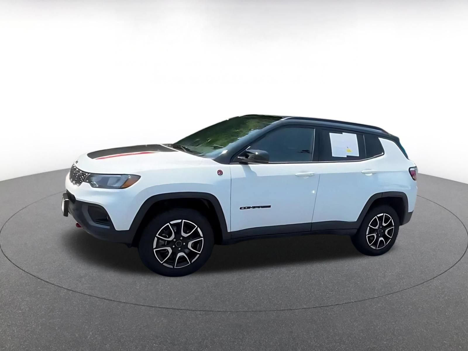 Thumbnail: 2025 Jeep Compass - 4