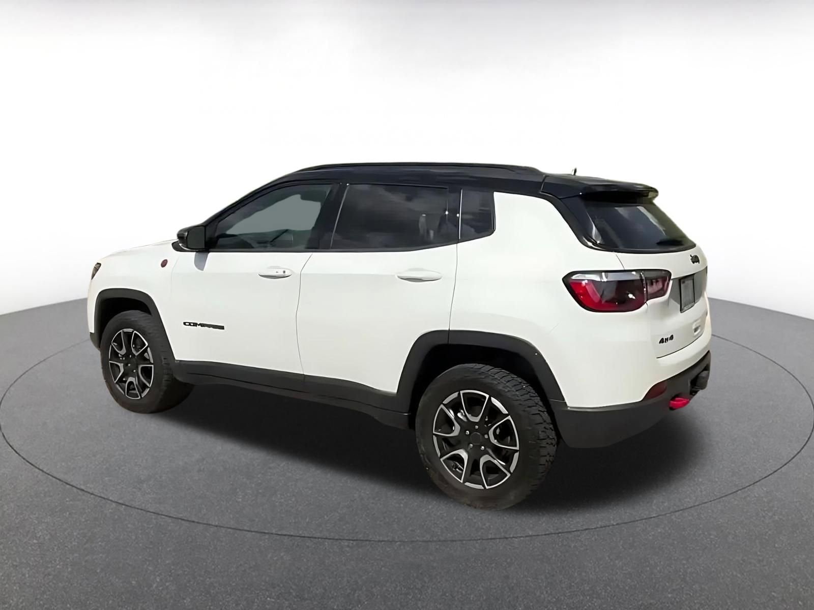 Thumbnail: 2025 Jeep Compass - 10