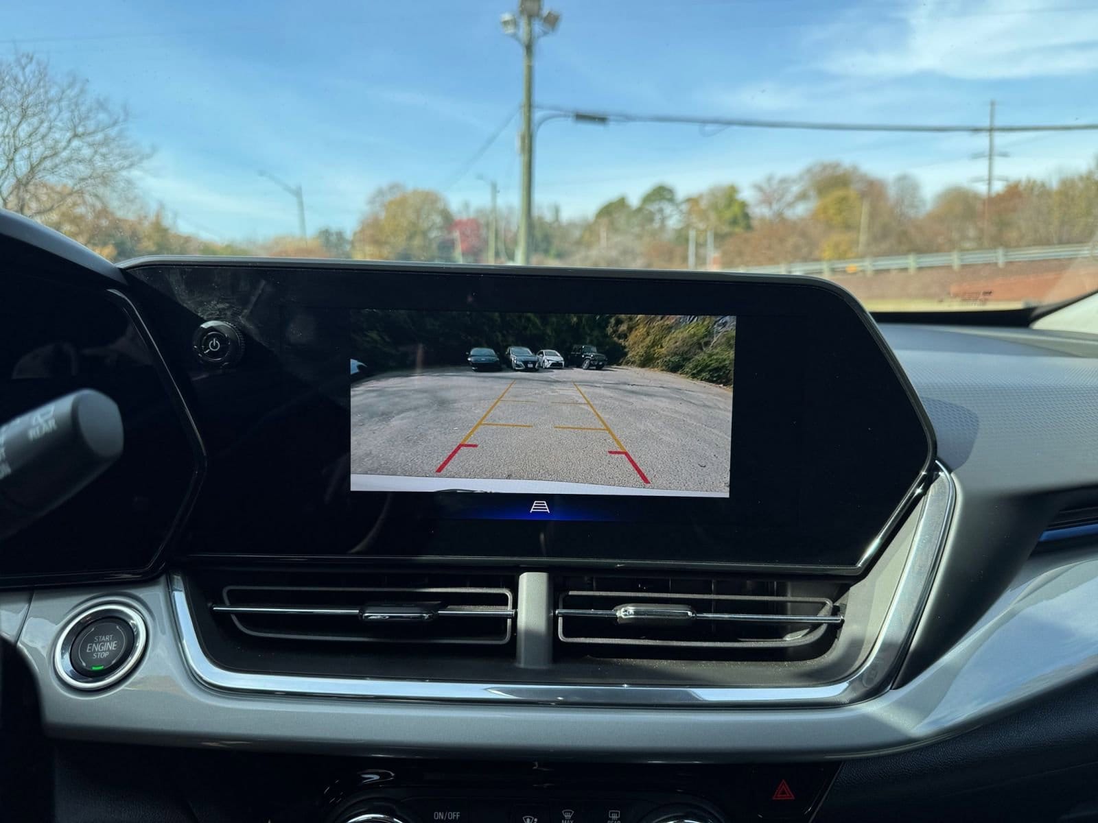 Thumbnail: 2025 Chevrolet Trax - 17