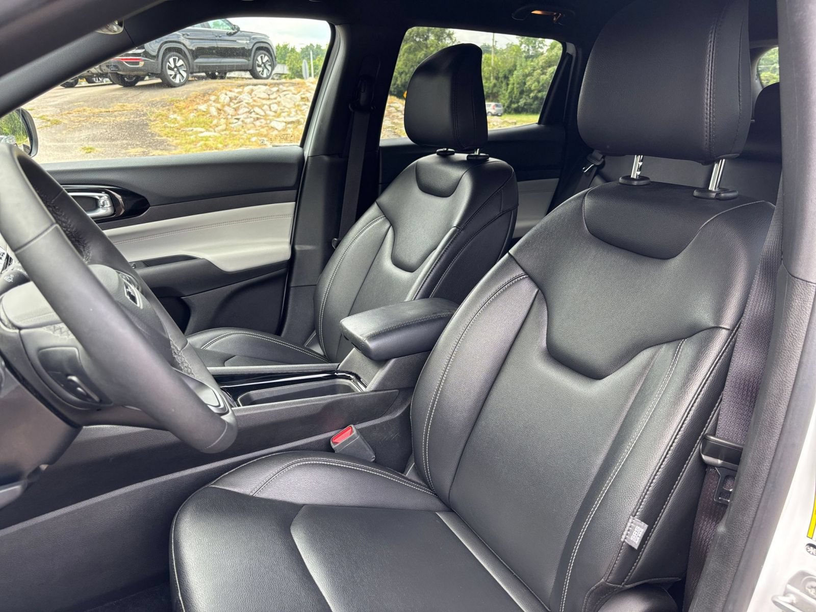 Thumbnail: 2025 Jeep Compass - 35