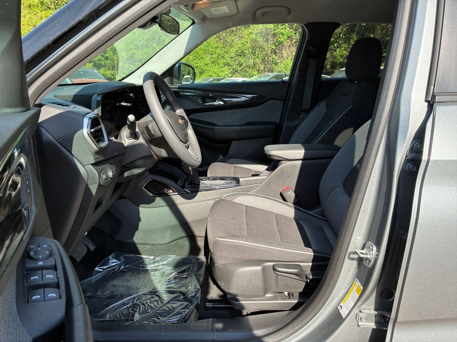 Thumbnail: 2025 Chevrolet TrailBlazer - 24