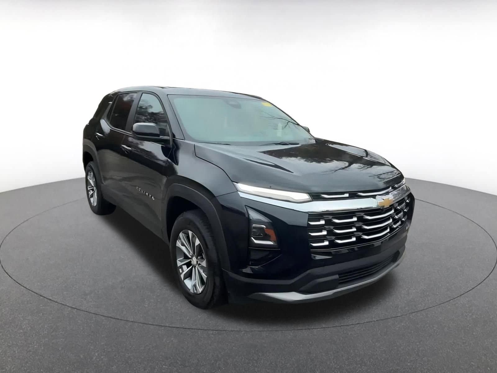 Thumbnail: 2025 Chevrolet Equinox - 3