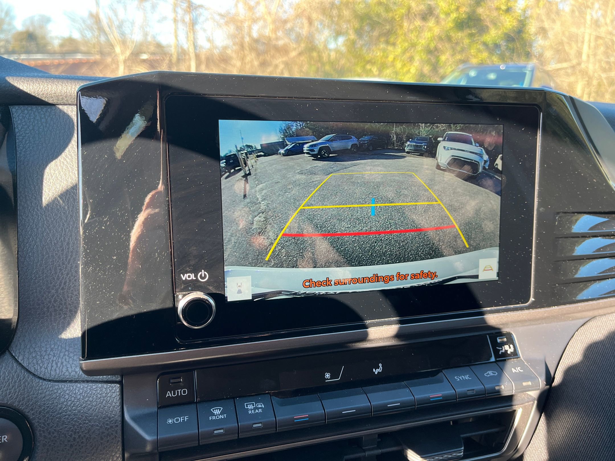 Thumbnail: 2025 Toyota Camry - 21