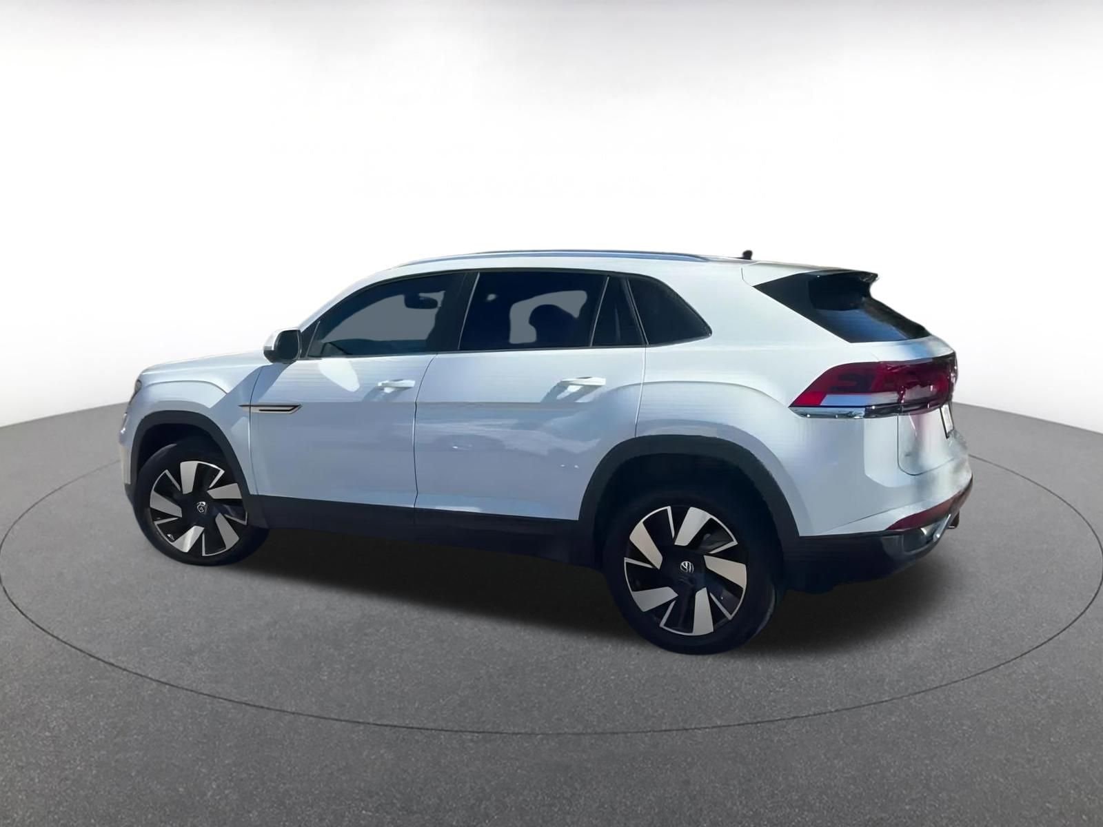 Thumbnail: 2025 Volkswagen Atlas - 10