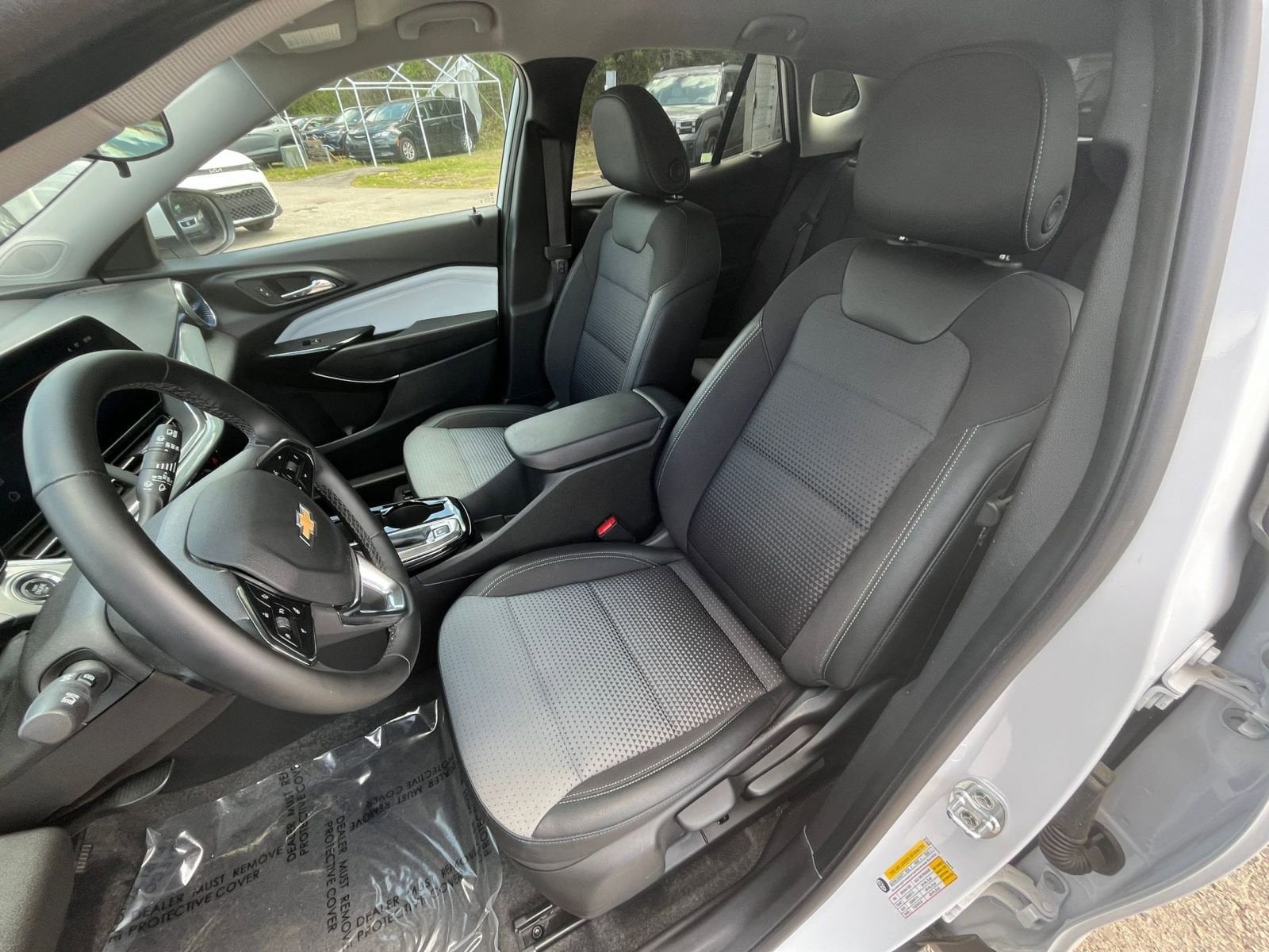 Thumbnail: 2025 Chevrolet Trax - 34