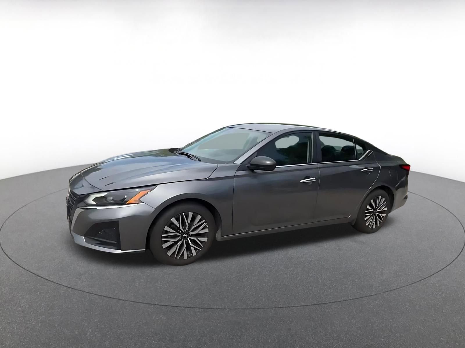 Thumbnail: 2025 Nissan Altima - 8