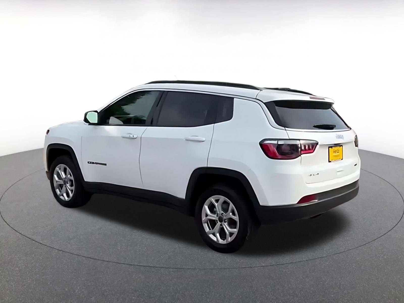 Thumbnail: 2025 Jeep Compass - 10