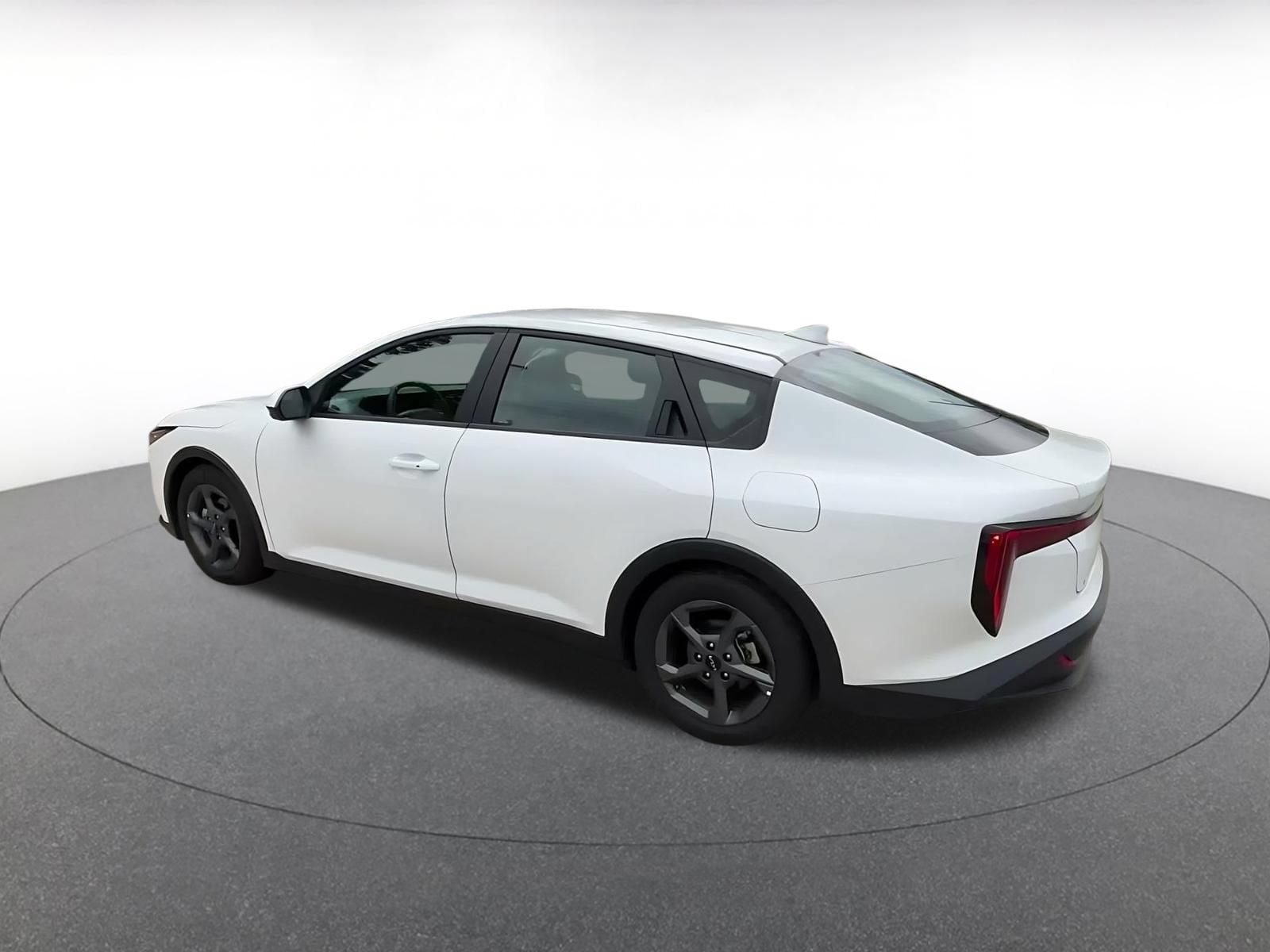 Thumbnail: 2026 Kia K4 - 9
