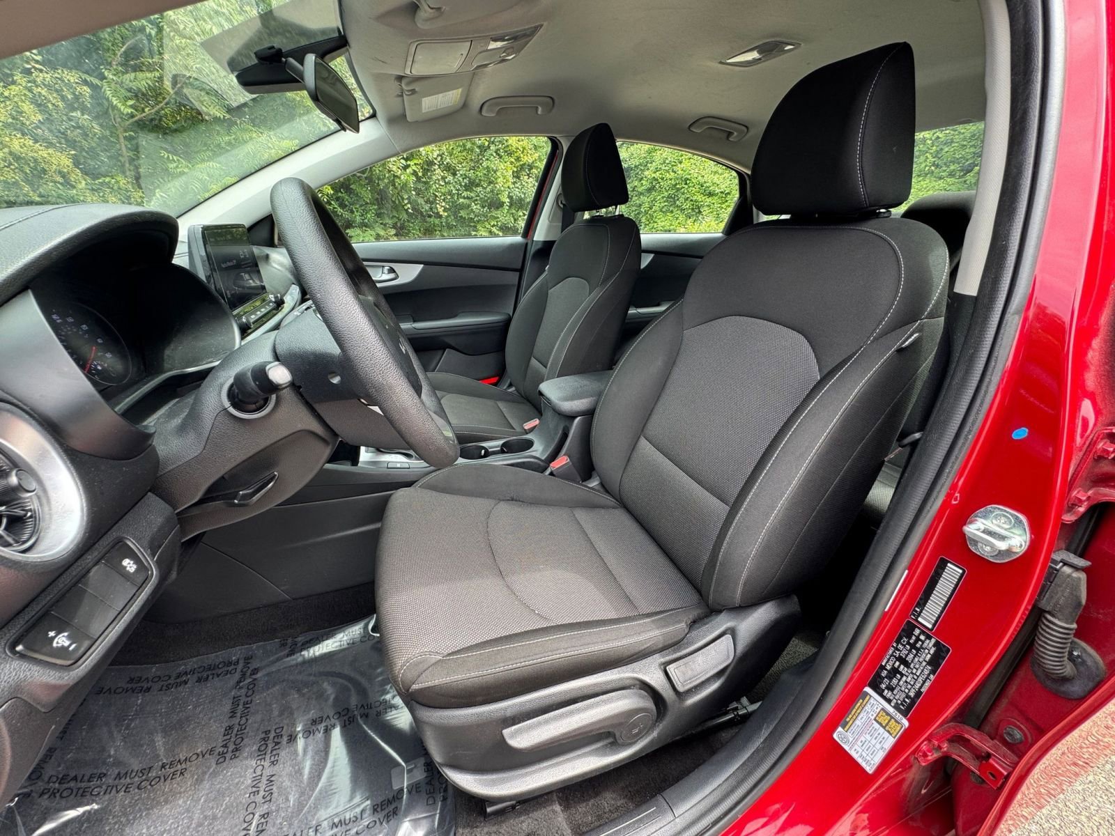 Thumbnail: 2023 Kia Forte - 31