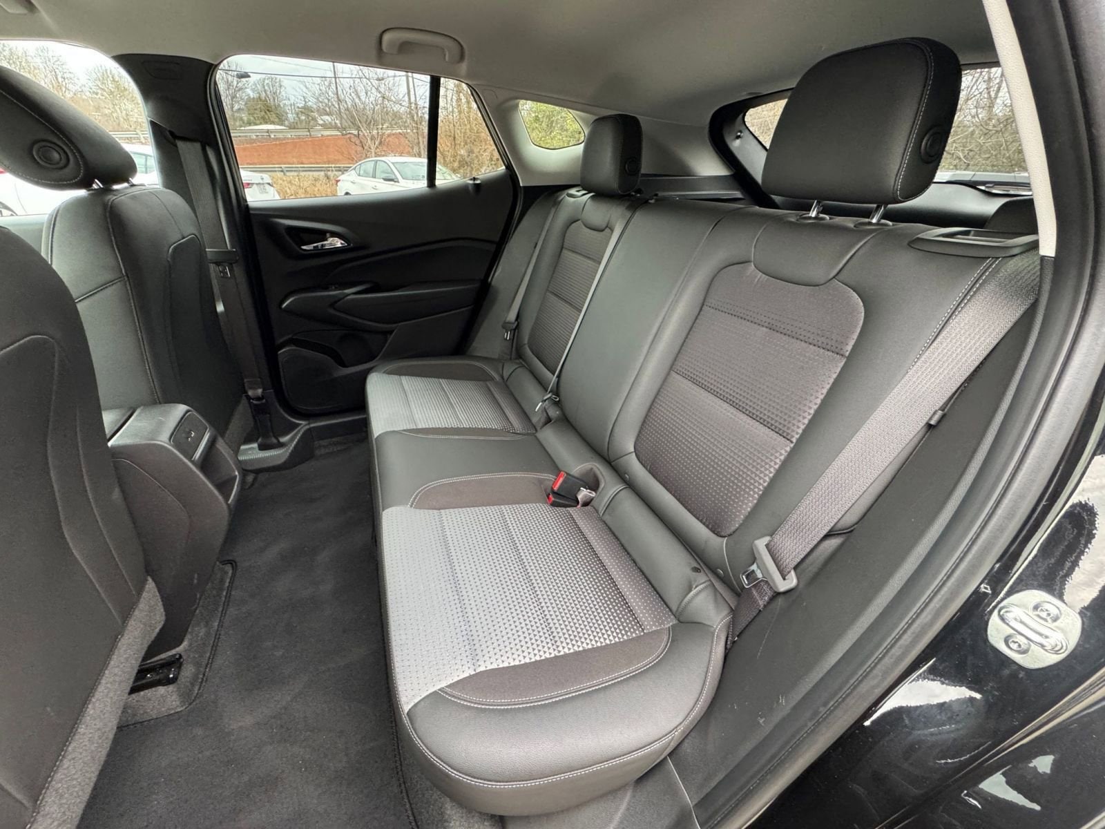 Thumbnail: 2025 Chevrolet Trax - 33