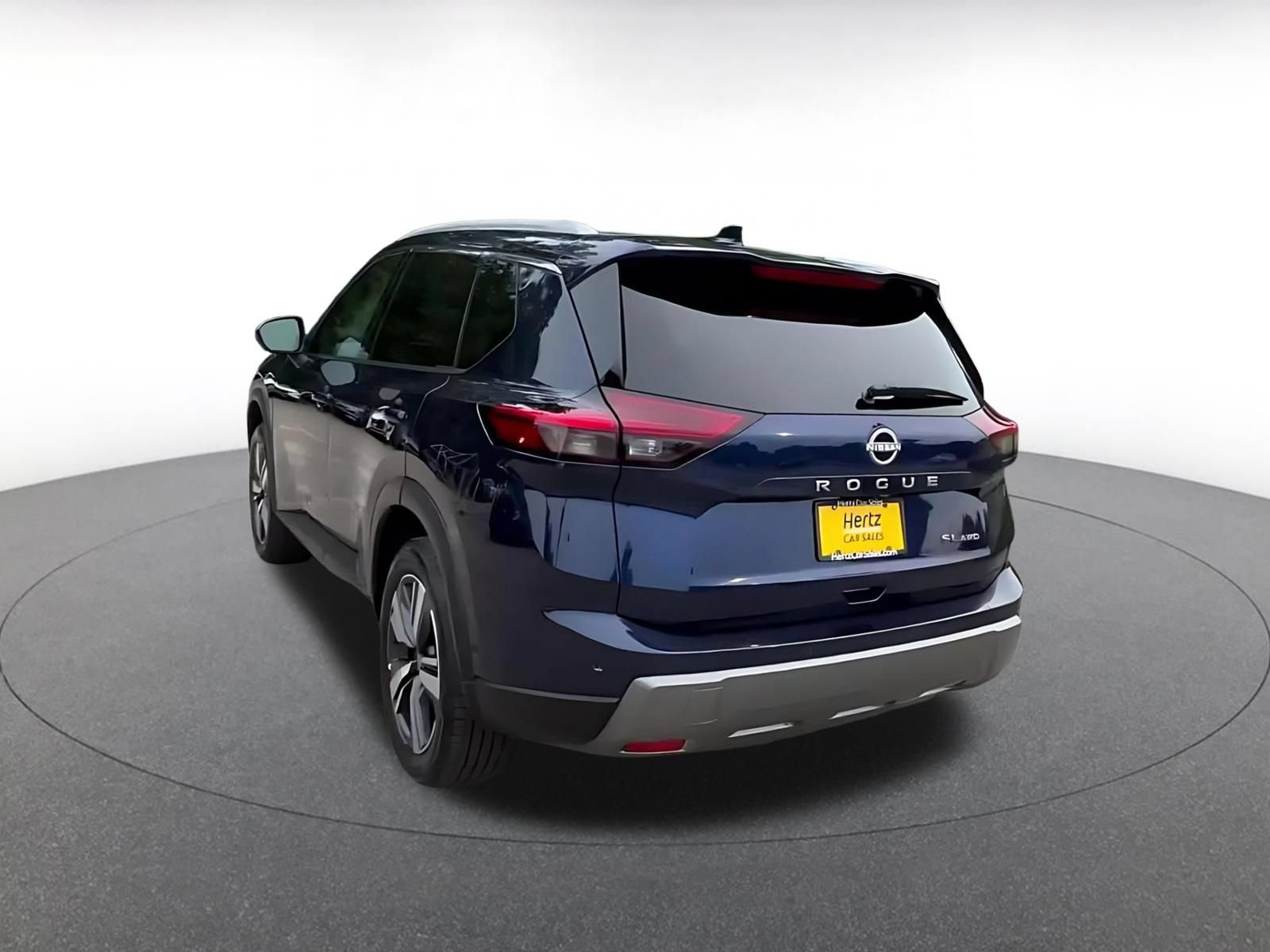 Thumbnail: 2026 Nissan Rogue - 11
