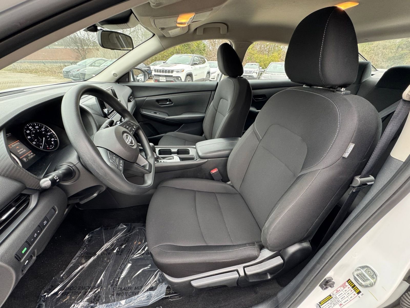 Thumbnail: 2025 Nissan Sentra - 32