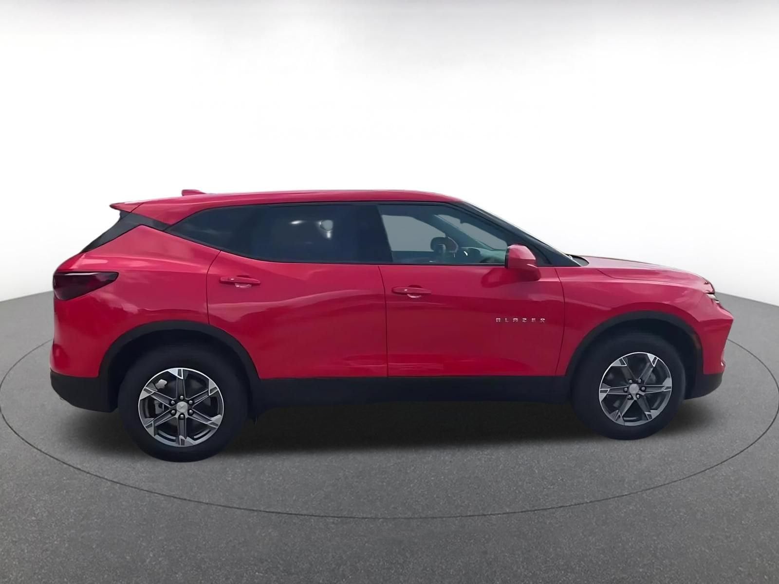 Thumbnail: 2025 Chevrolet Blazer - 15
